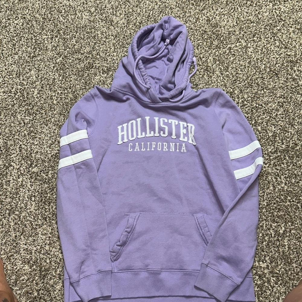 Women’s hollister hoodie